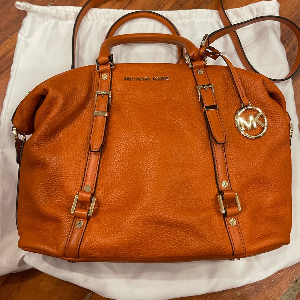 Brand new purse